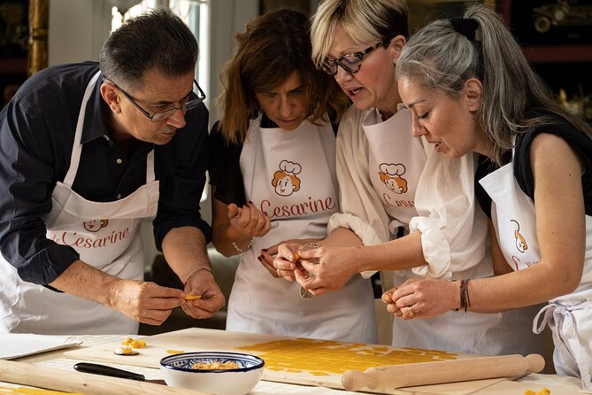 Cesarine: Small Group Pasta and Tiramisu Class in Venice