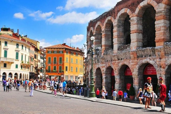 Verona and Lake Garda Day Trip From Milan - Pickup and Drop-off