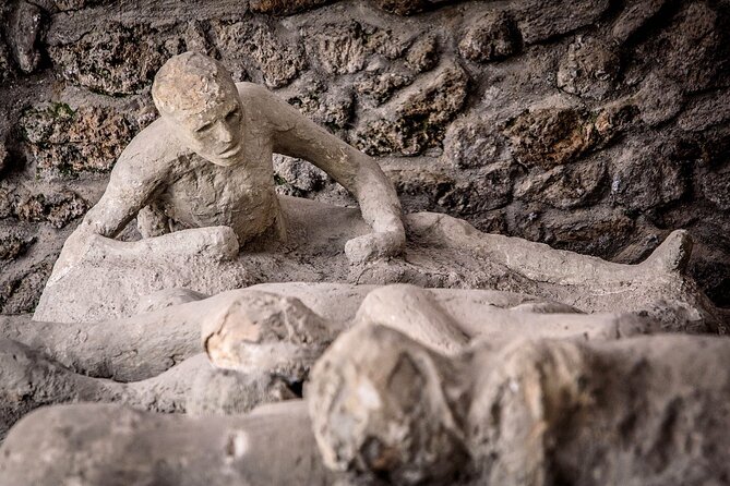 Pompeii VIP: Guided Tour With Your Archaeologist in a Small Group - Tour Experiences