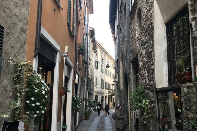 Lake Como: Guided Electric Bike Tour With Ipad and Audio Helmet - Highlights of the Guided Bike Tour