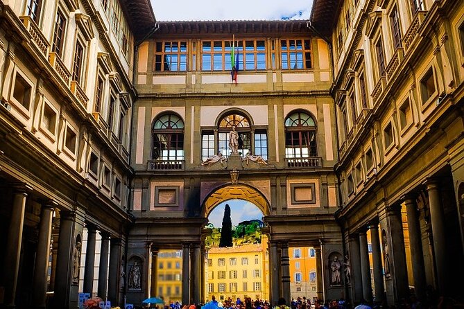 PRIVATE Walking Tour Around Medici Family - Reviews and Cancellations