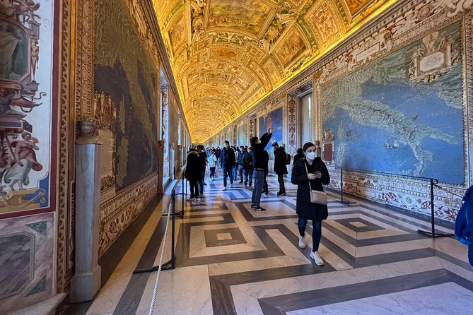 Skip the Line: Vatican Museum, Sistine Chapel & Raphael Rooms Basilica Access - Background