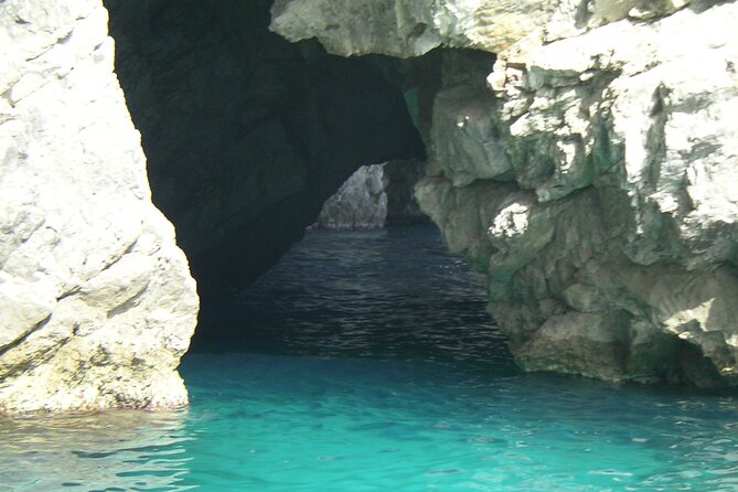 Capri Shared Tour (9.15am Boat Departure) - Just The Basics