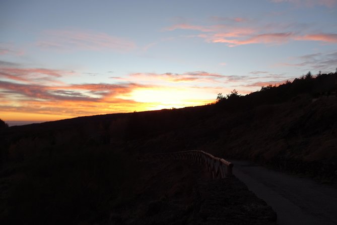 Catania: Etna Sunset Jeep Tour