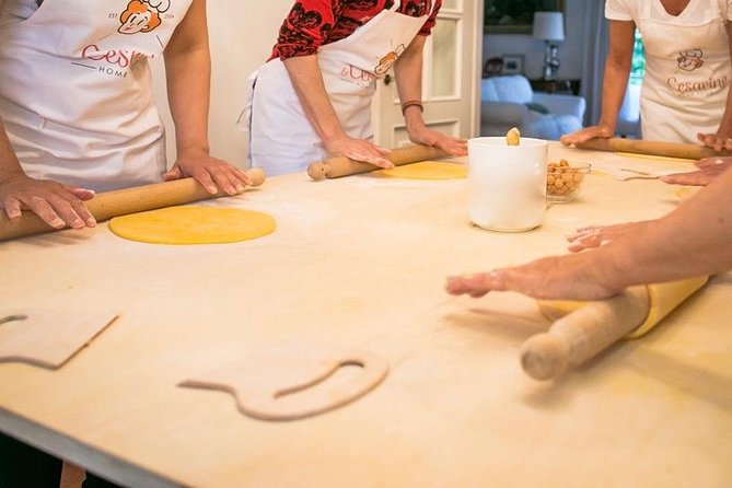 Cesarine: Small Group Pasta and Tiramisu Class in Como