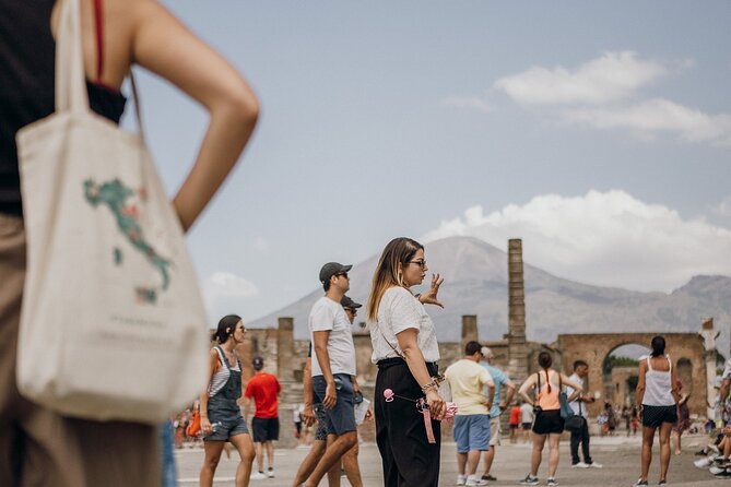 Complete Pompeii Skip the Line Tour With Archaeologist Guide - Tour Overview and Logistics