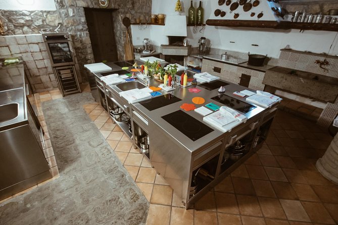 Bella Sorrento Cooking School With Authentic Chef Experience - Authentic Chef-Led Cooking Classes