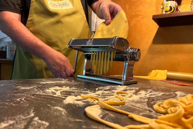 Bruschetta, Fettuccine, Gnocchi, Tiramisù Cooking Class in Rome - Reviews