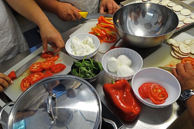 Florence Cooking Course With Ancient Local Market Visit - Market Tour and Tastings