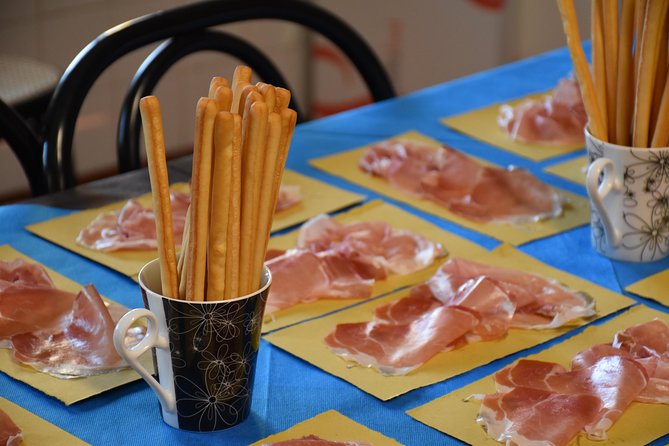 Guided Small-Group Tour Tastybus: Parmesan Cheese and Parma Ham - Tour Overview