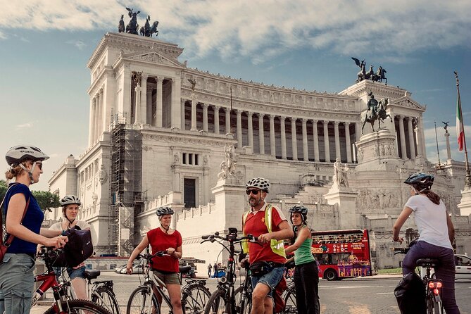 Private Rome City Bike Tour With Quality Cannondale EBike - Knowledgeable Guide