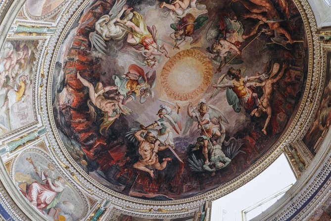 VIP Rome: Sistine Chapel & Vatican Museums Guided Tour - Positive Feedback and Mixed Feedback on the Tour