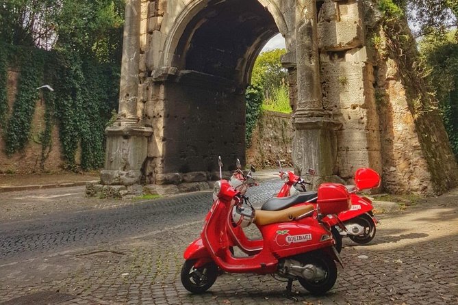 3-Hour Rome Small-Group Sightseeing Tour by Vespa - Dress Code and Traveler Restrictions