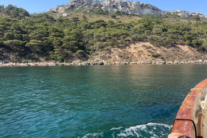 Boat Tour of the Devils Saddle With Swimming and Aperitif Stops - General Information