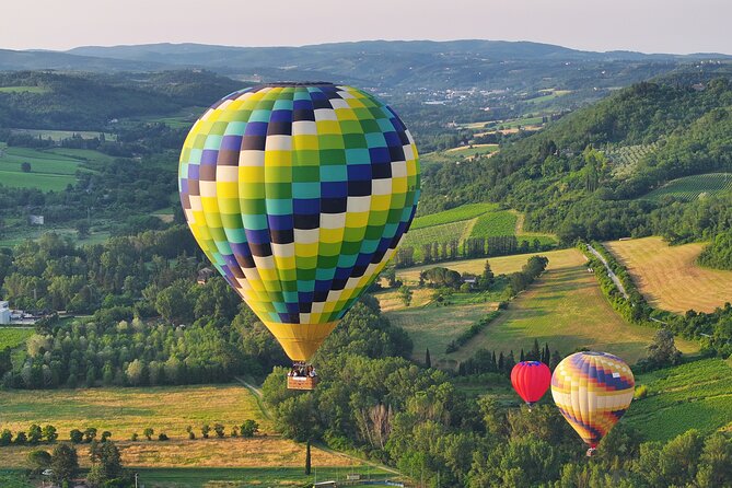 Experience the Magic of Tuscany From a Hot Air Balloon - Stunning Views of Tuscanys Countryside