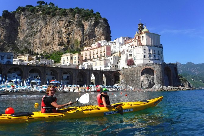 Amalfi Coast Kayak Tour Along Arches, Beaches and Sea Caves - Guides and Medical Situations