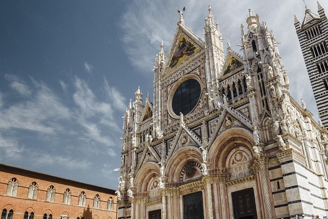 Florence:Trip to Chianti, Siena, San Gimignano With Lunch & Wine - Knowledgeable and Enthusiastic Guides