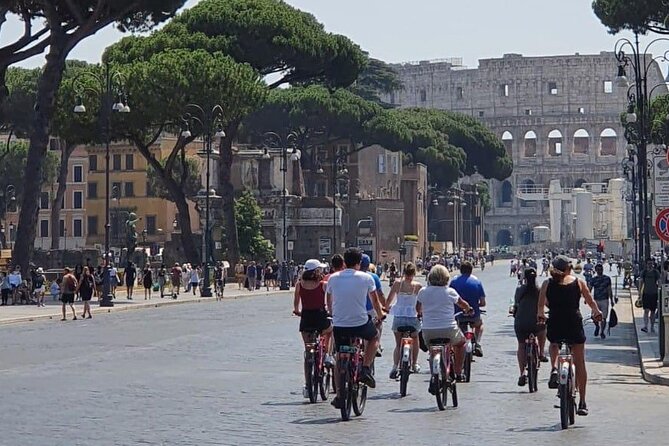 Rome 3-Hour Sightseeing Bike Tour - Expert Local Guide