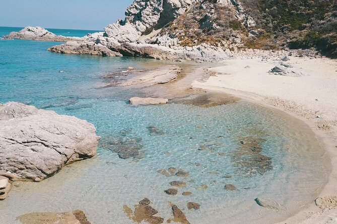 Amazing Private Boat Tour, up to 9 People. Tropea to Capovaticano