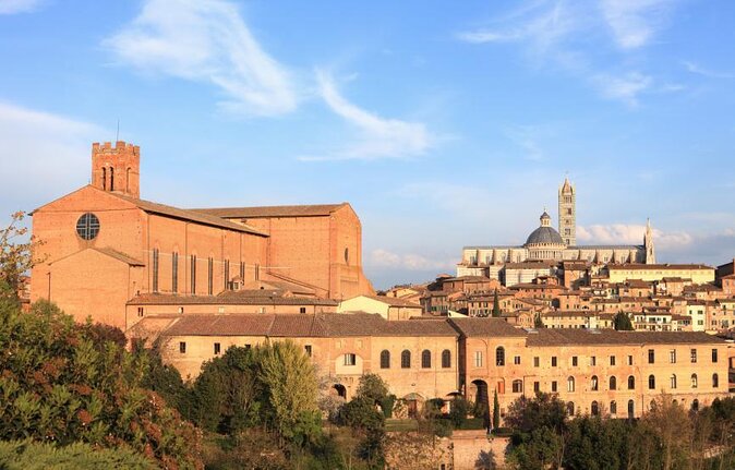 Small-Group San Gimignano and Volterra Day Trip From Siena