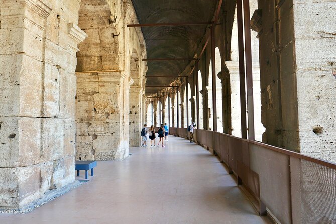 Tour of Colosseum With Entrance to Roman Forum in Small Group (Max. 8 People)