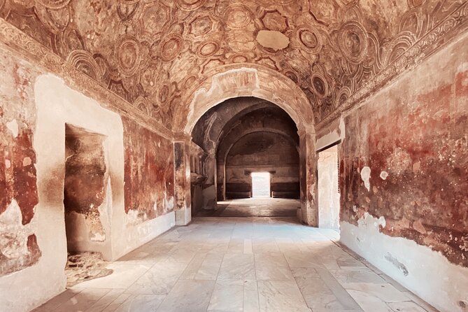 Pompeii Private Tour With an Archaeologist and Skip the Line - 3 Hours - Tour Highlights