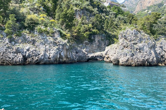 Boat Tour of the Amalfi Coast With Aperitif - Aperitif Experience