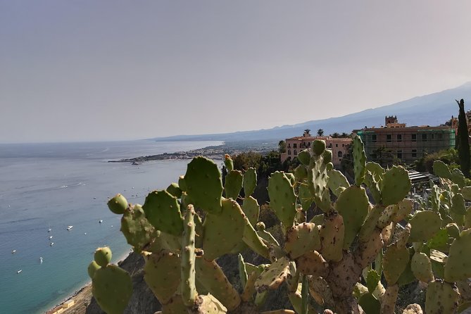 Full Day Taormina and Castelmola Tour With Messina Shore Excursion - Must-See Attractions and Landmarks