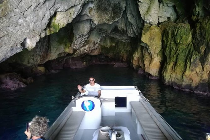 Boat Excursion to the Island of Ortigia and Marine Caves - Just The Basics