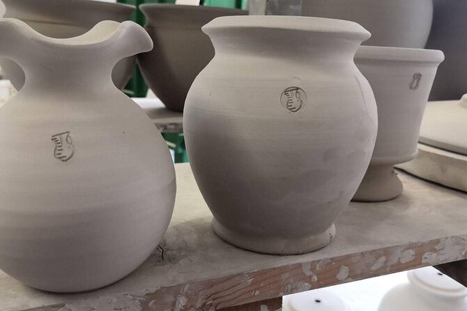 How to Make Handmade Tuscan Ceramic: a Course With a Master Potter in Montelupo - Just The Basics