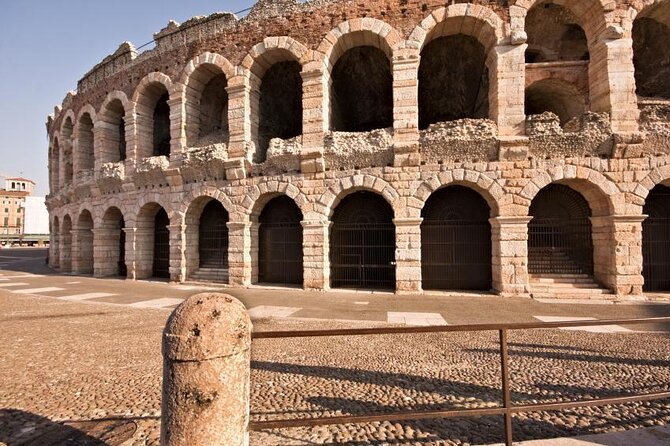 Verona City Sightseeing Walking Tour of Must-See Sites With Local Guide - Just The Basics