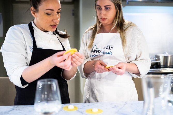 Pasta & Risotto Cooking Class in Milan and Market Food Tour