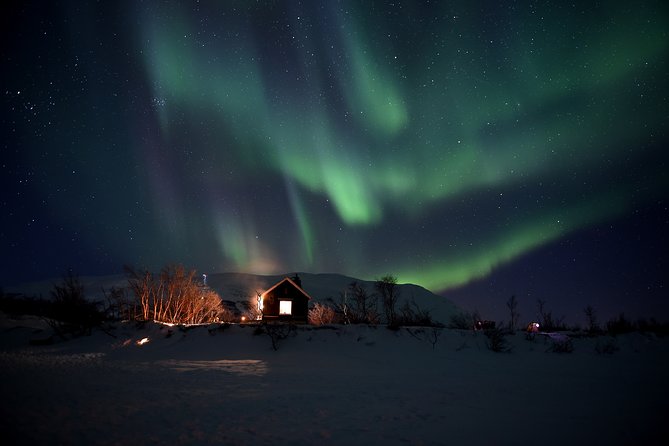 The Longest Northern Lights Tour in Abisko With Dinner