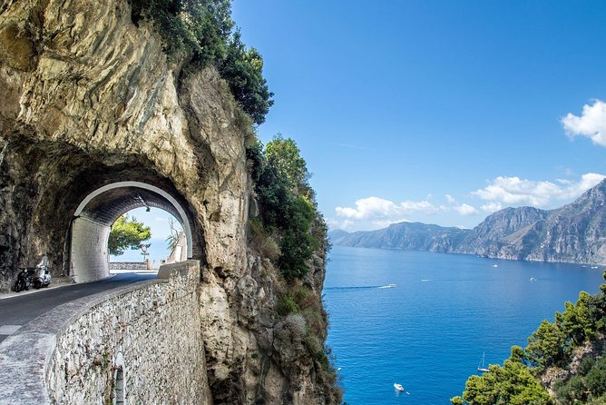 Scooter Rental on the Amalfi Coast - Whats Included