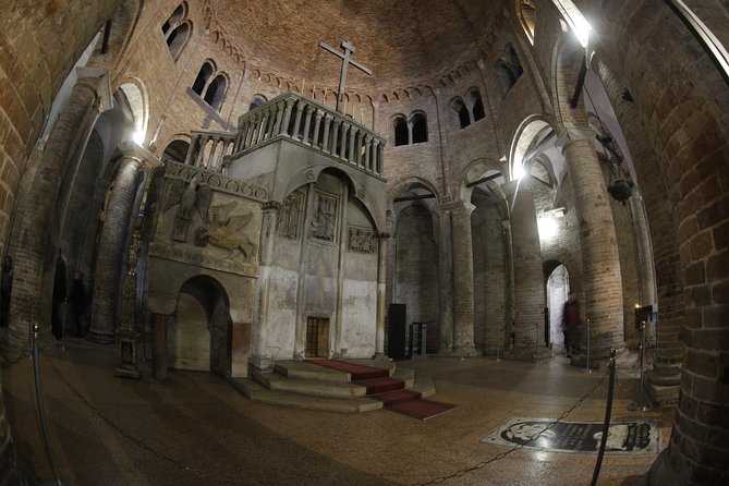 Historical Tour of Bologna - Local Culture and Traditions