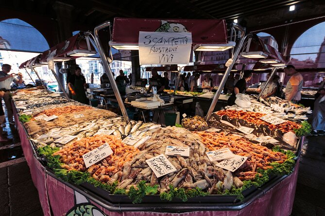 Tastes & Traditions of Venice: Food Tour With Rialto Market Visit - Tour Highlights and Guide Expertise