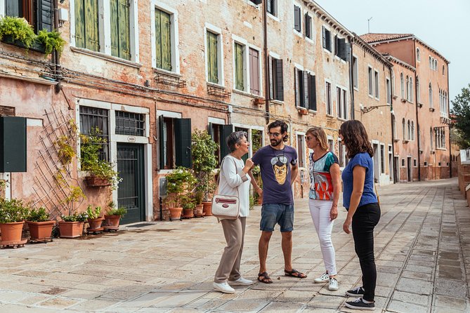 Withlocals Venice Away From the Crowds PRIVATE Tour With a Local Expert - Frequently Asked Questions